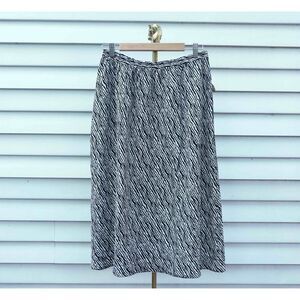 Vintage 90s Leslie Fay Zebra Print Stretch Waist Midi Skirt